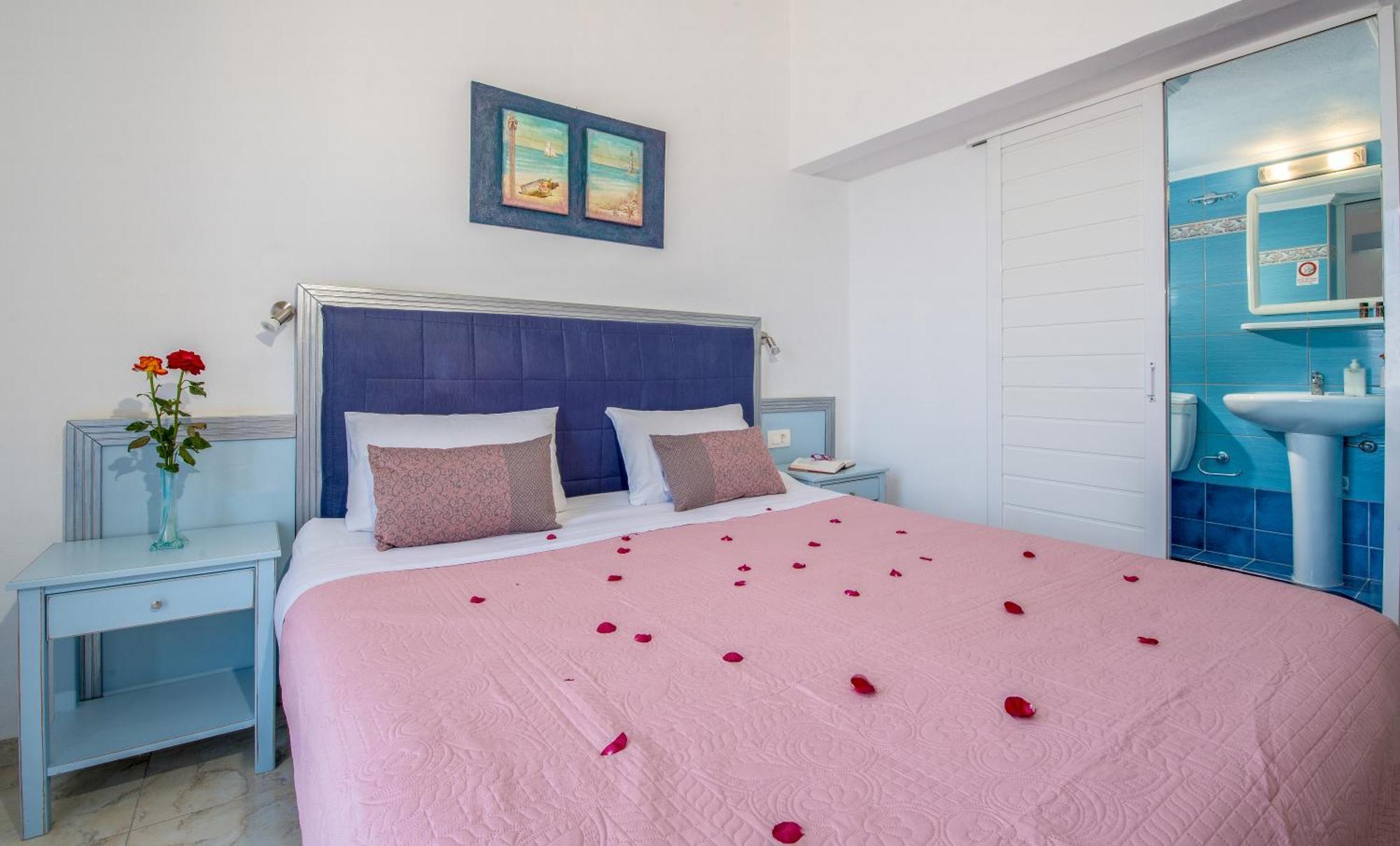 Klima Rooms Palaiochora Exterior photo